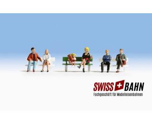Noch 15530 Personen sitzend mit Parkbank H0 - Ansicht 1