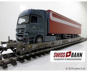 Märklin 47404 -168 SBB Hupac Typ Saakms LKW - MB Actros Ga-KSZ Planzer - Ansicht 1