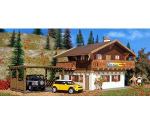 Vollmer 43961 Pension mit Carport - Öko Pension