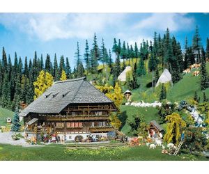 Faller 130366 Grosses Schwarzwaldhaus -Schwarzwaldhof H0 - Ansicht 1