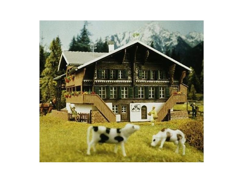 KIBRI 38807 Ferme de campagne Simmentaler - Romantique H0