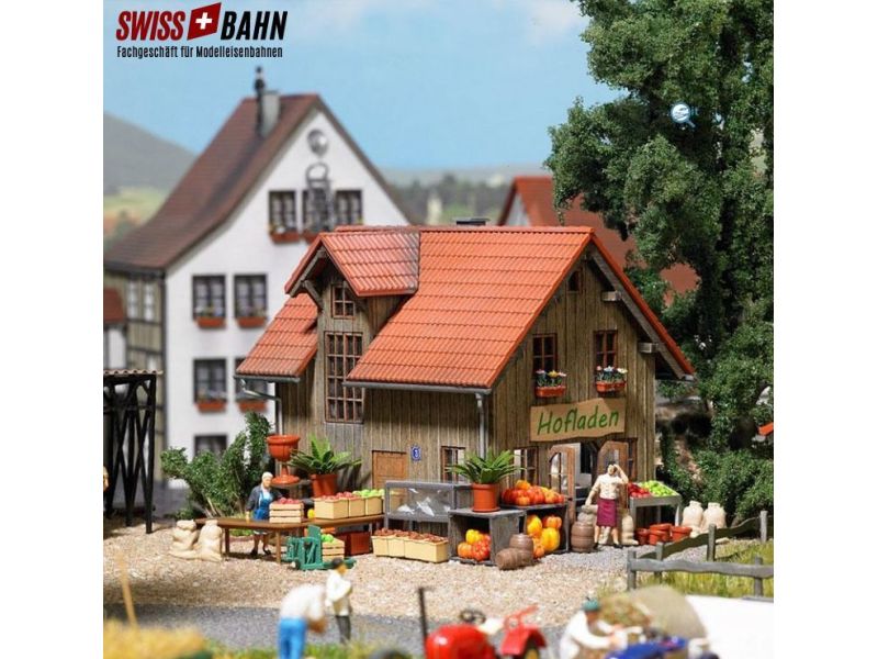 BUSCH 1512 Ferme - Kit en bois véritable H0