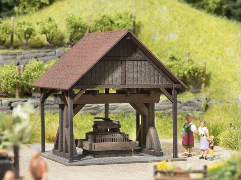 NOCH 14370 LASER CUT MINIS Pressa per vino - H0...