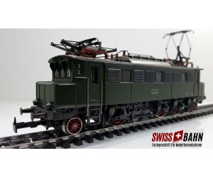 Märklin 3049 DB Schnellzug- Elektrolok BR04 - 104 021-1
