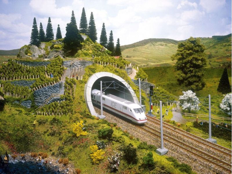 NOCH 58040 Portail de tunnel ICE moderne H0, peint à...