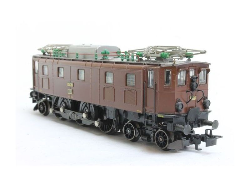 Märklin 3351 Ae 3/6 marrone con HLA e decoder digitale