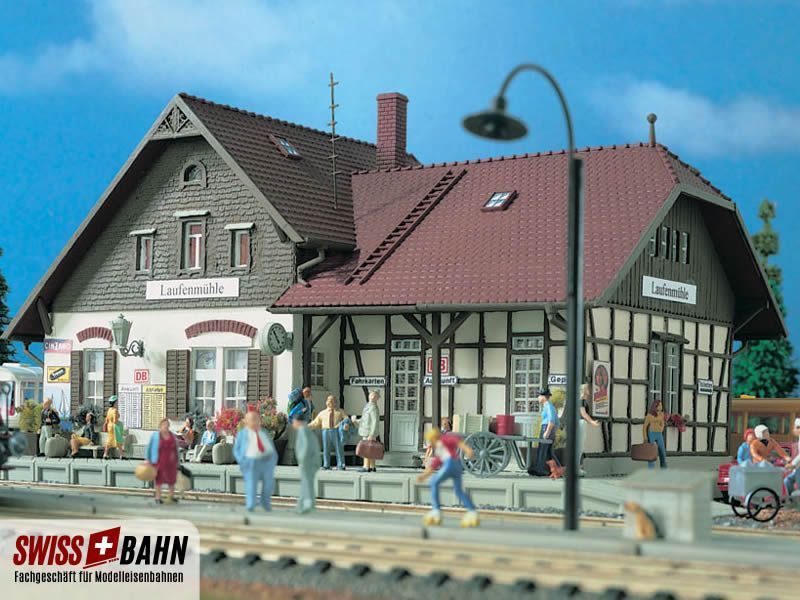 VOLLMER 43518 Gare rurale Laufenmühle H0