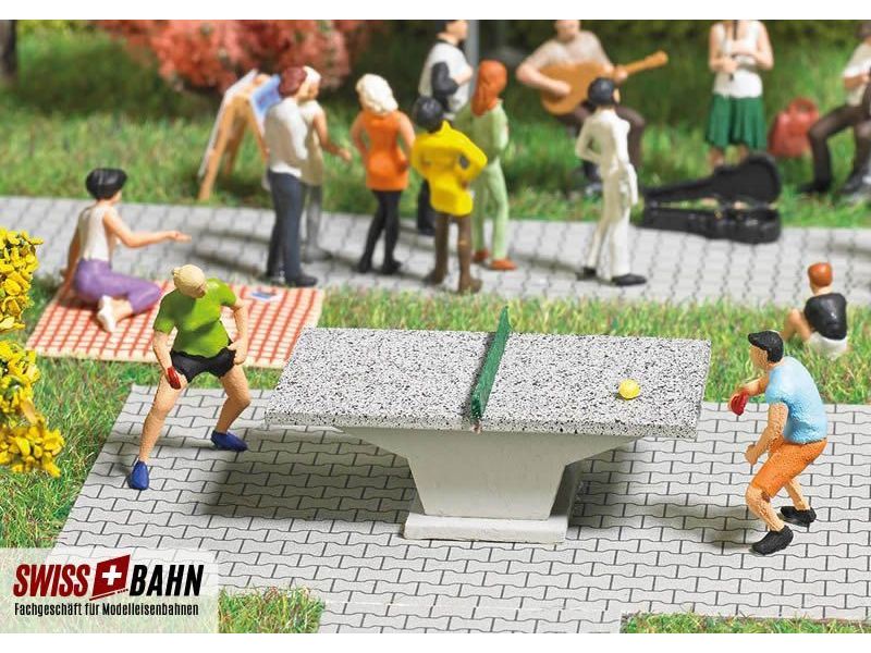 Busch 7843 Ensemble d'action de tennis de table - H0