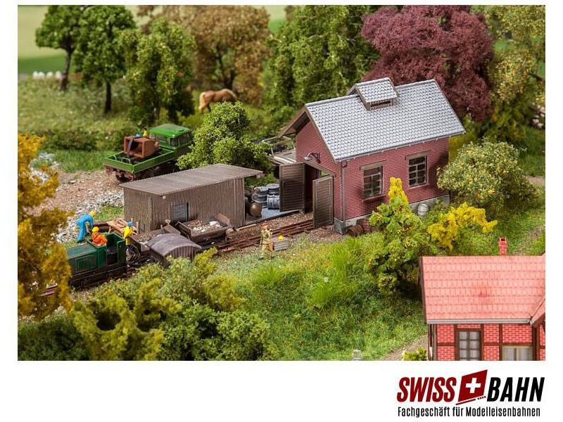 FALLER 120280 Capannone per locomotive della ferrovia...