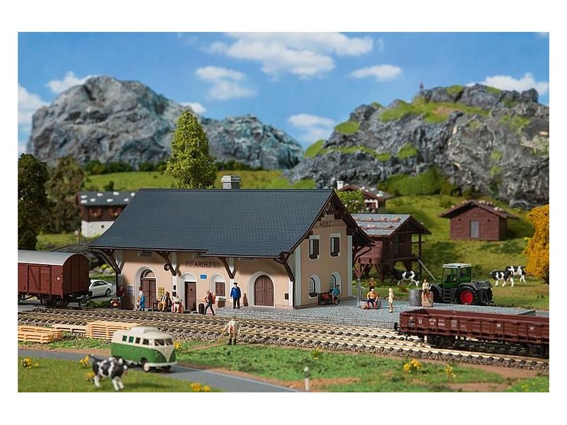 Faller 110144 Gare RhB d'Ardez - Grisons H0