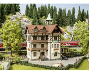Noch 66407 Romantik- Hotel , Schönblick - Laser-cut Bausatz lackiert H0