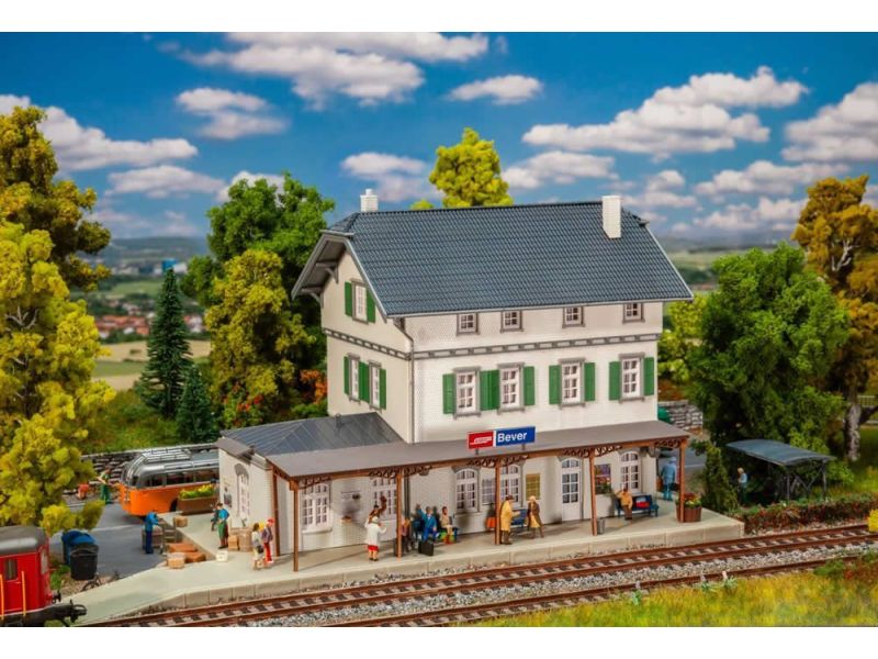 FALLER 110142 Gare RHB Bever - Suisse Exclusif