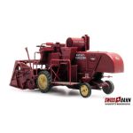 ARTITEC 387.337 Mähdrescher MF 830 - Fertigmodell H0