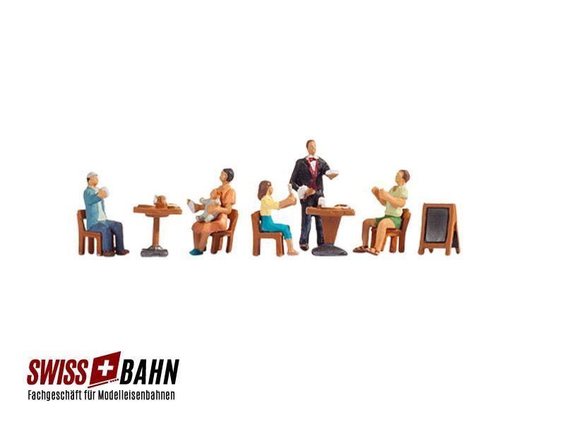 NOCH 15838 Restaurant Besucher