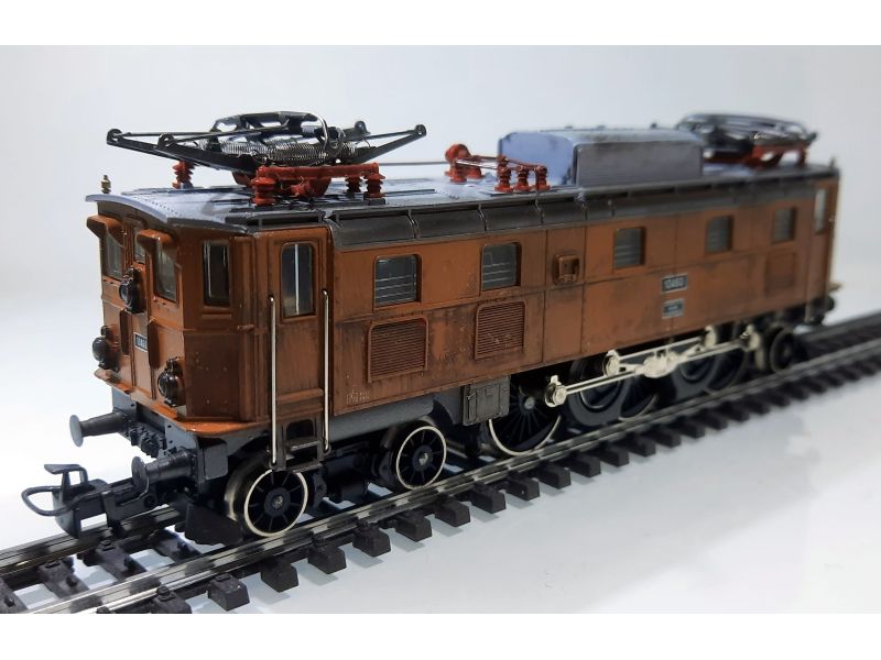 Märklin 3351 SBB Ae 3/6 marrone con HLA e decoder digitale