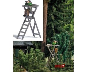 Busch 7957 Jäger mit Fernglas auf Hochsitz H0 - Ansicht 1