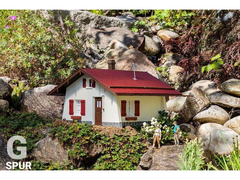 MODÈLE 331053 Maison de montagne suisse classique