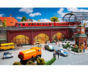 FALLER 120571 Arkaden mit Geschäften und Inneneinrichtungen - Ansicht 1