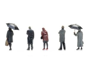 ARTITEC 5870003 Personen bei Regen mit Schirm, H0 - Detailansicht 2