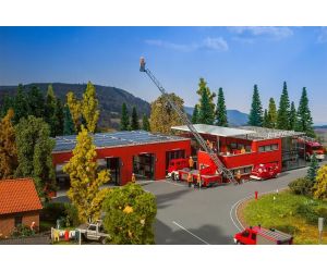 FALLER 130160 Moderne Feuerwache- Feuerwehr H0 - Ansicht 1