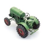 ARTITEC 387.562 Traktor 'Brockenhexe' - Fertigmodell H0