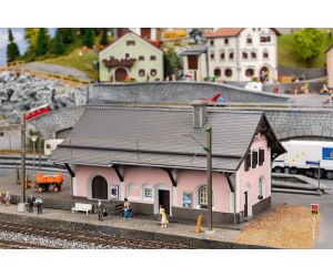 FALLER 110134 RHB Bahnhof Lavin - Zernez (GR) H0 - Ansicht 1