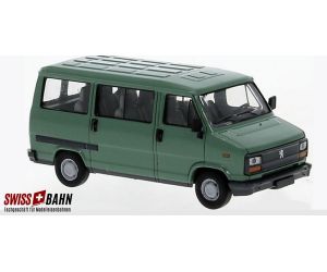 BREKINA 39904 Peugeot J5 bus grün, Bj 1982 H0