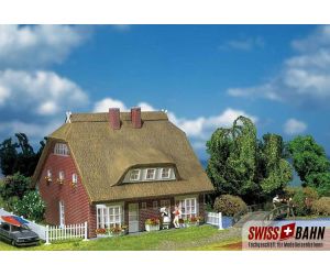 FAller 130250 Wohnhaus mit Reetdach H0 - Ansicht 1