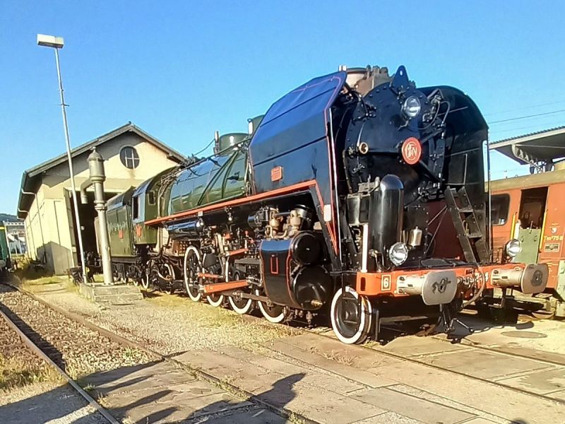 Märklin 38141 Locomotive à vapeur Série 141 R 1244...
