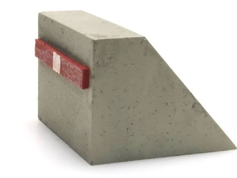ARTITEC 387.295 Prellbock aus Beton - H0