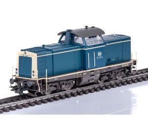 MÄRKLIN 38100 DB Diesellokomotive BR 211 - Ansicht 1