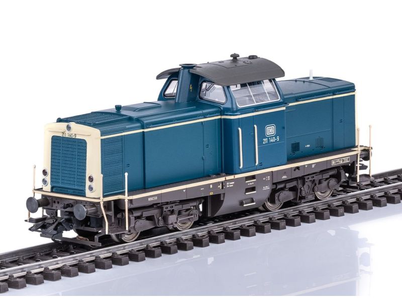 MÄRKLIN 38100 DB Locomotiva Diesel BR 211