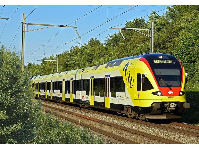 Liliput 133868 SBB Triebzug 'FLIRT' Schweizer Zug von Stadler Rail. Modell als AC Variante für Märklin.