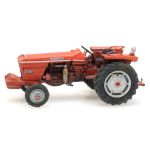 ARTITEC 387.444 Renault 56 Traktor rot, H0 - Detailansicht 3