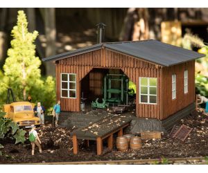 POLA 331180 Sägemühle mit rustikaler Holzfassade - Spur G - Ansicht 1