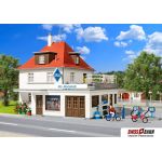 KIBRI 38202 Wohnhaus mit Werkstatt, H0 - Ansicht 1