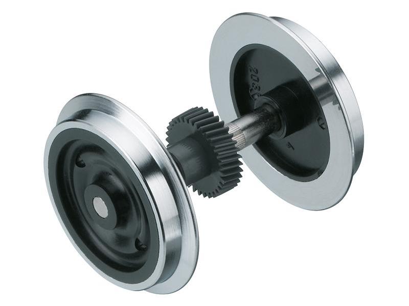 LGB E13202 Rad mit Zahnrad auf Achse