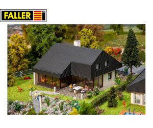 FALLER 130643 Modernes Einfamilienhaus m. Plattendach
