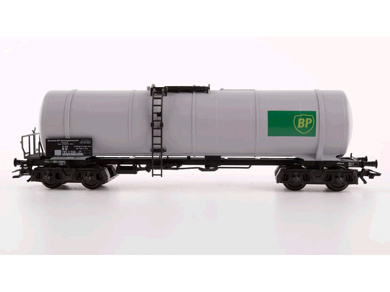 Märklin 4758 BP Mineralöl-Kesselwagen