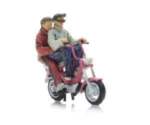 ARTITEC 387.679 Pärchen auf Gilera Moped, H0