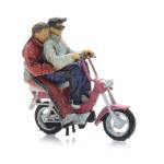 ARTITEC 387.679 Pärchen auf Gilera Moped, H0 - Detailansicht 5