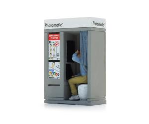 ARTITEC 387.684 Foto- Automat am Bahnhof, H0 - Detailansicht 2