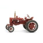 ARTITEC 387.707 Farmall-C Traktor CLR, H0 - Detailansicht 4