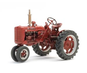 ARTITEC 387.708 Traktor Farmall C- ROW, H0