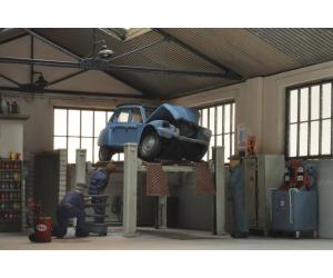 ARTITEC 5870151 Automechaniker in der Garage - Detailansicht 3