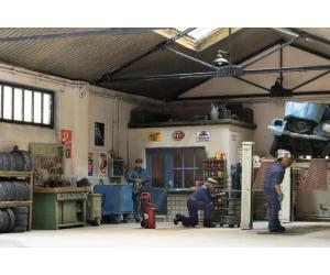 ARTITEC 5870151 Automechaniker in der Garage - Detailansicht 4