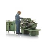 ARTITEC 387.660 BBC Drehbank mit Arbeiter, H0 - Detailansicht 3