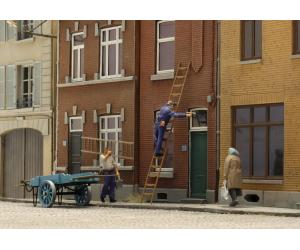 ARTITEC 5870129 Fensterputzer auf der Leiter, H0 - Detailansicht 2