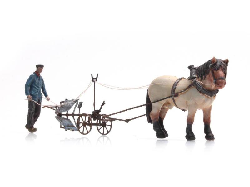 ARTITEC 387.392 Cheval et charrue, H0