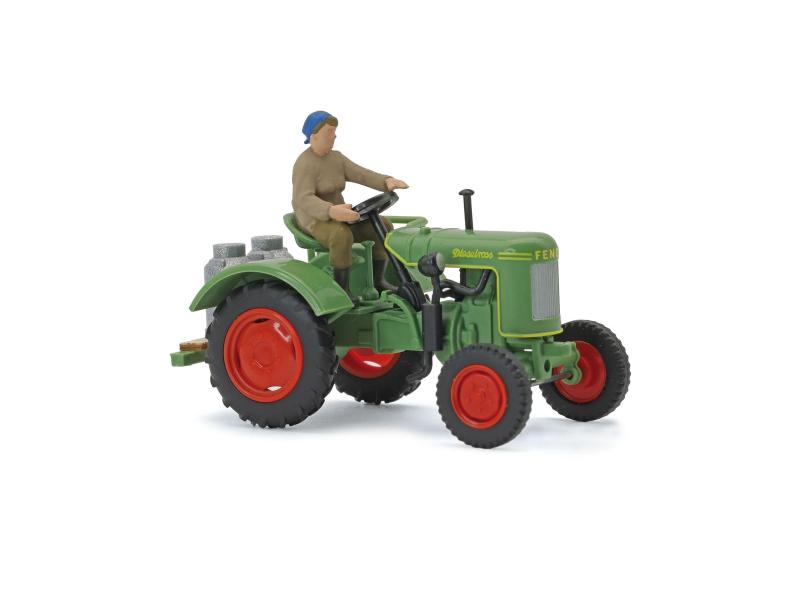 BUSCH 54154 Fendt F 15 Dieselross con contadina